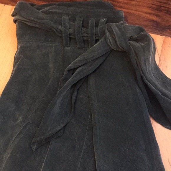 Silk pants - Picture 2 of 6